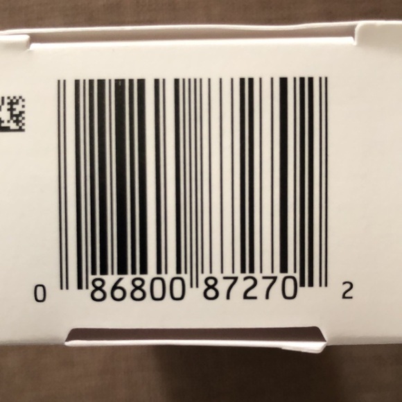 Neutrogena AGE SHIELD FACE       Oil - Free SUNSCREEN SPF 70.        3.0 FL OZ - Picture 5 of 5